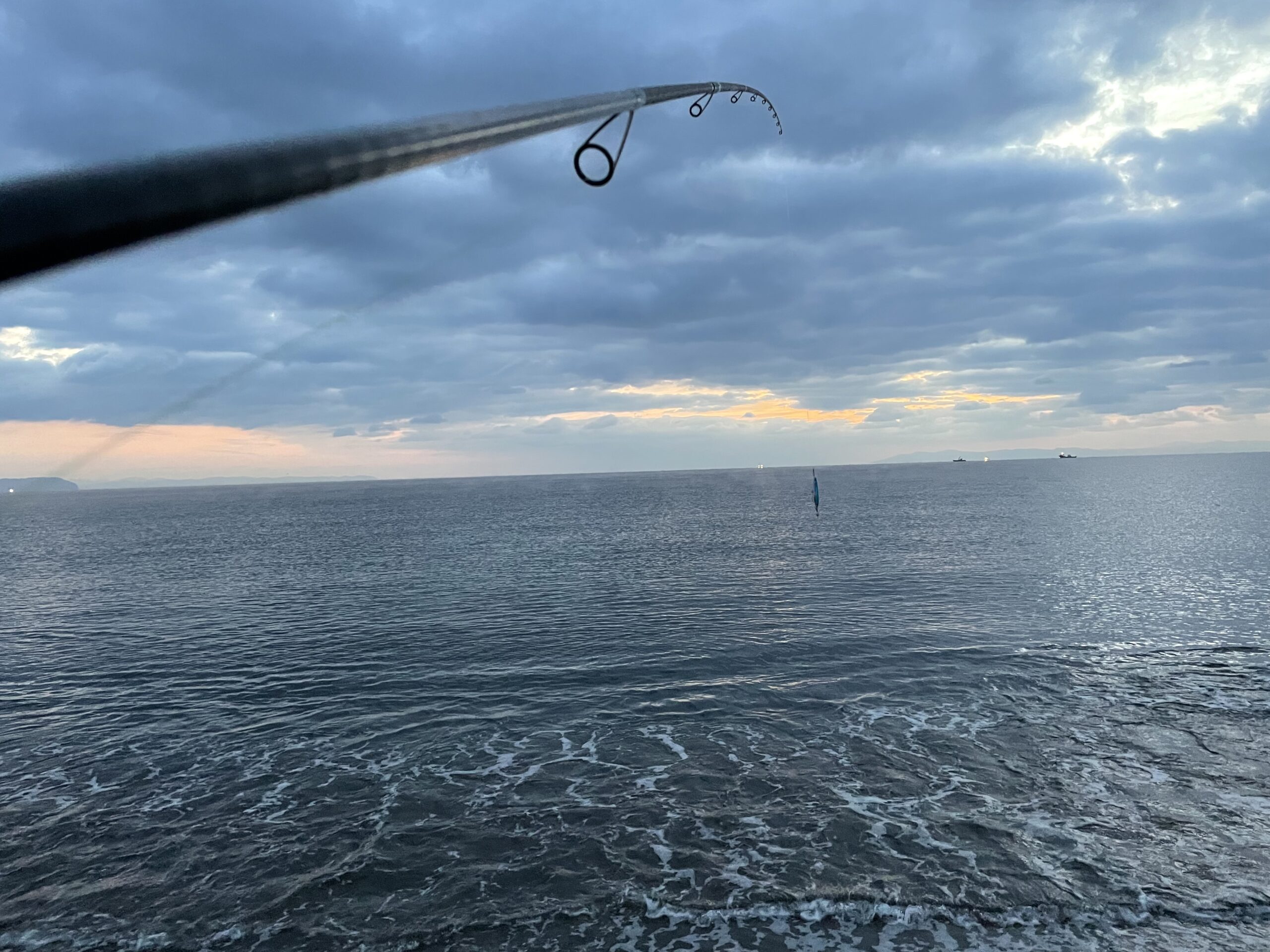 11月21日 木古内町サーフでのヒラメ・青物狙いで、まさかのアイツが